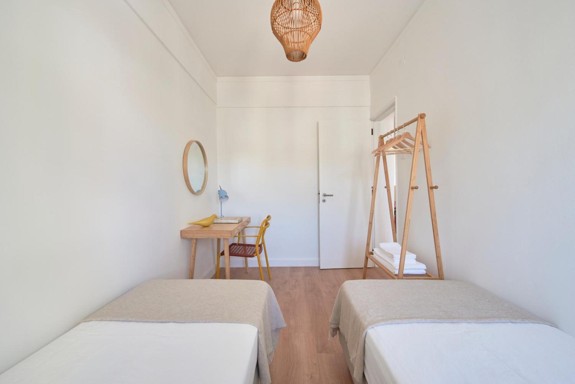 Apartment Sunset Bay View, Renovated Apt, By Timecooler Setúbal